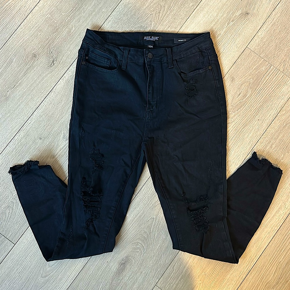 Judy Blue Distressed Jeans Size 11/30